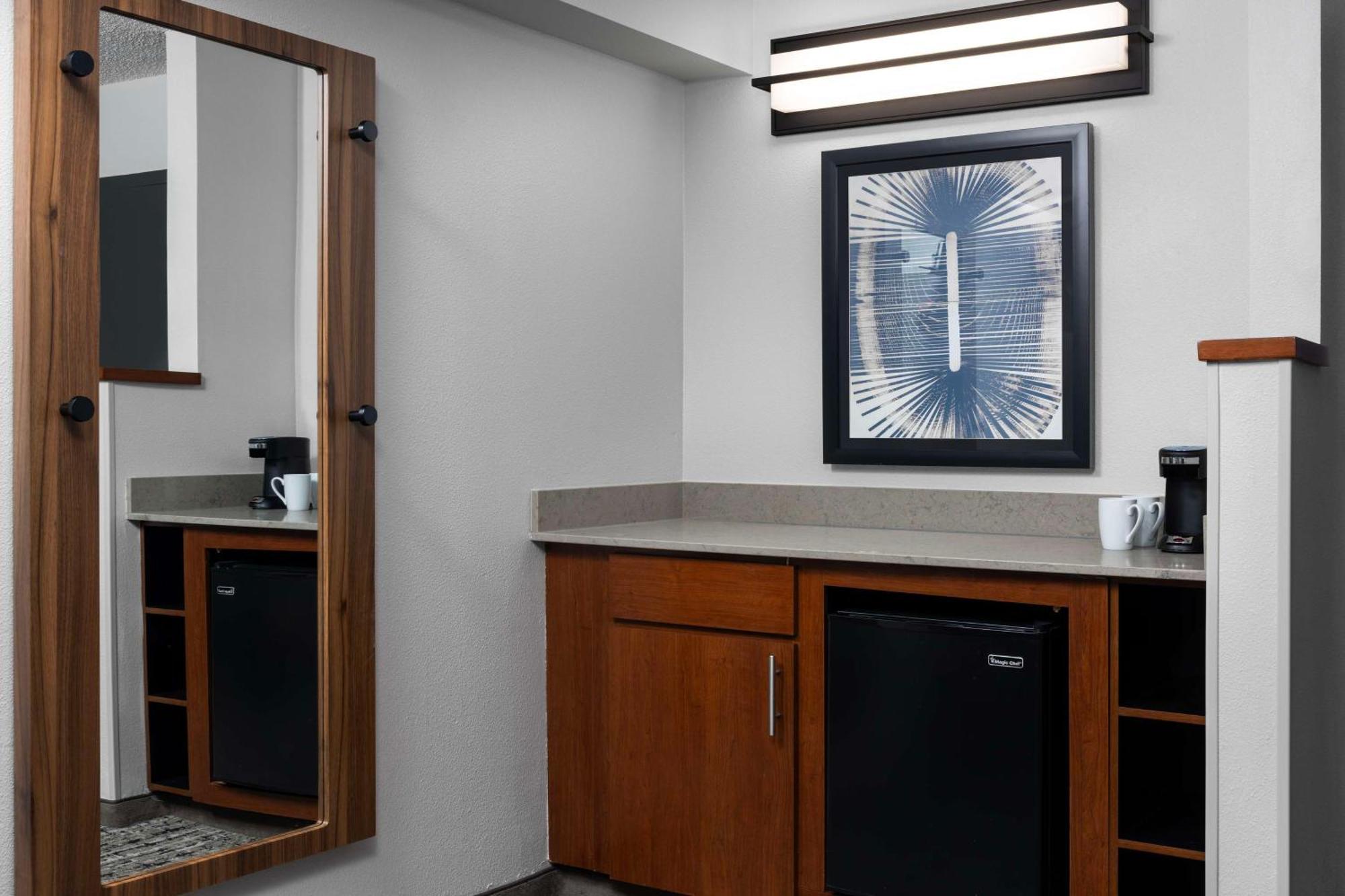 Hyatt Place Dallas North By The Galleria Addison Εξωτερικό φωτογραφία